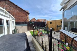 Garden - click for photo gallery